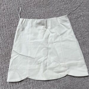 Off-white skirt